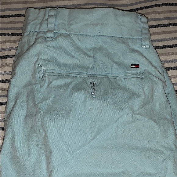 tommy hilfilger shorts - Picture 2 of 3